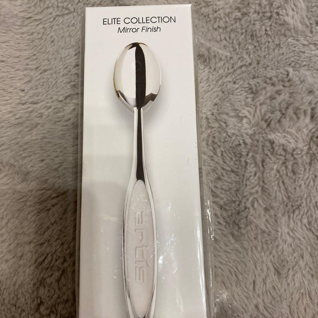 artis Elite Collection ファンデーションブラシ