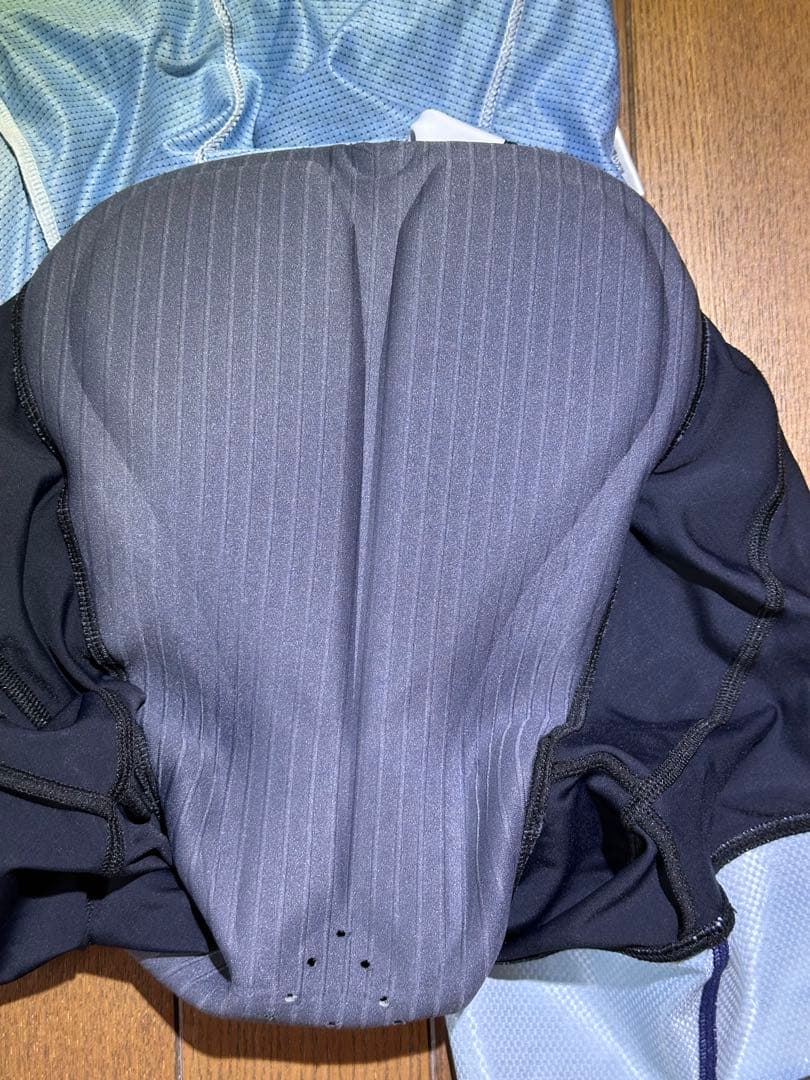 サンボルトCOMP半袖セパレートワンピース Maguro Racing