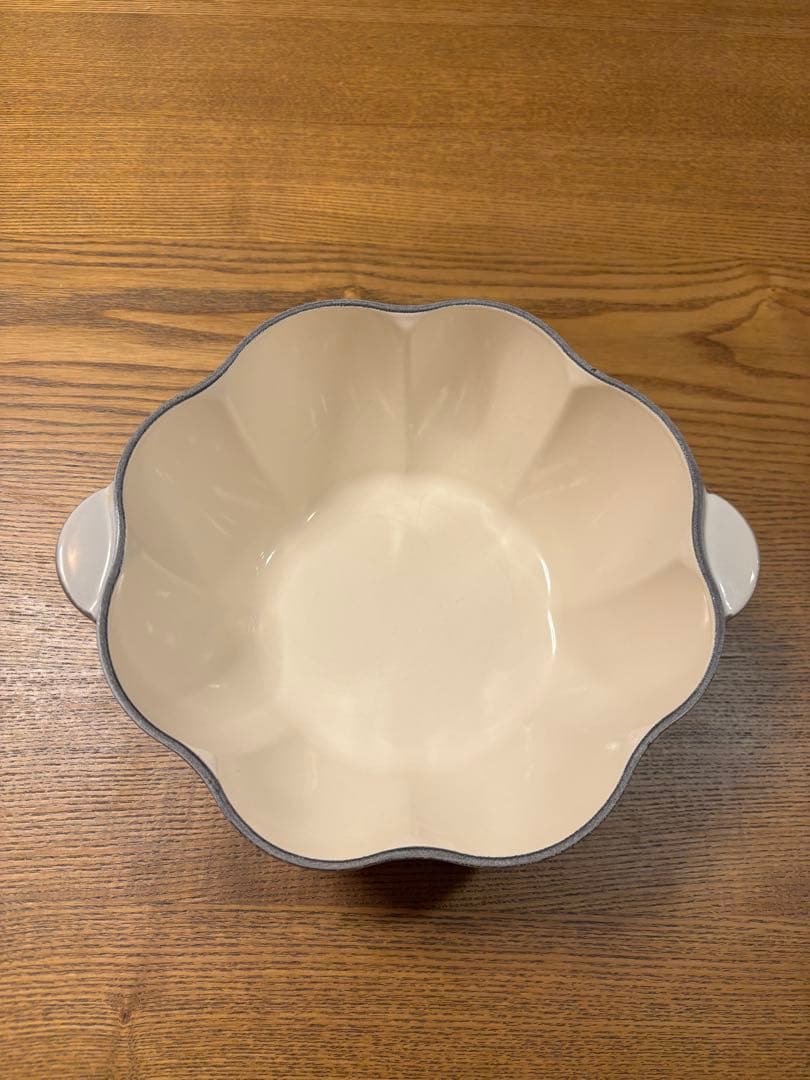 Le Creuset カボチャ型鍋 ナツメグ