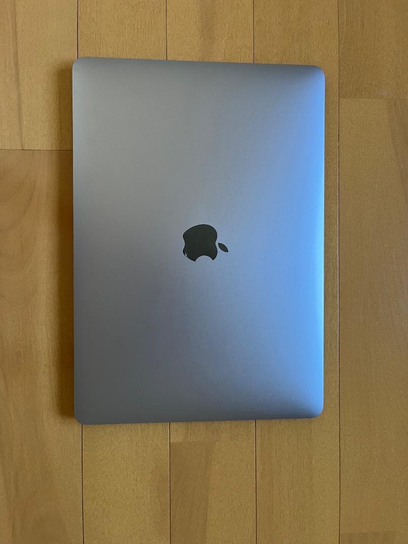 MacBook Air M1 2020年モデル 【軽度不具合あり・画面ちらつき】