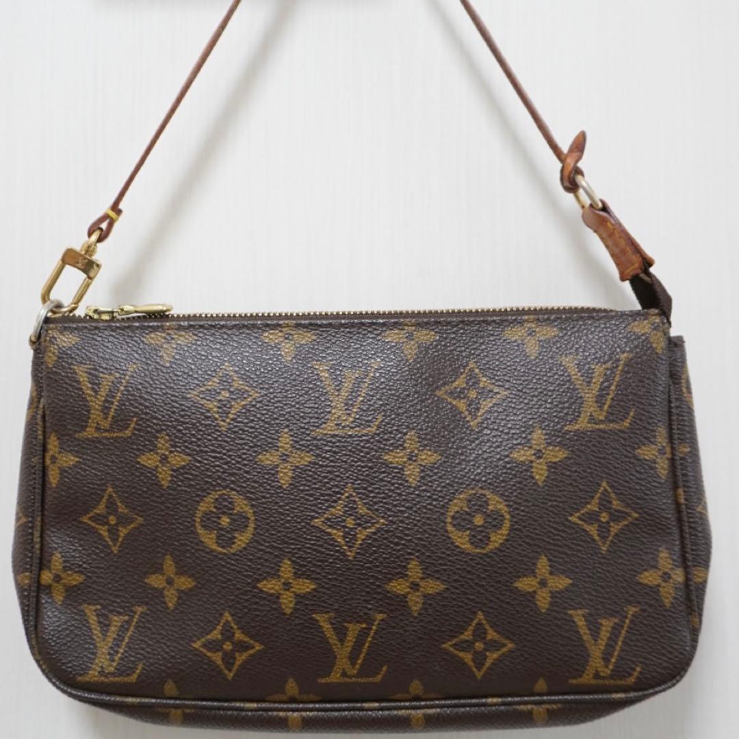 Louis Vuitton ルイヴィトン モノグラム ポーチ　アクセソワール