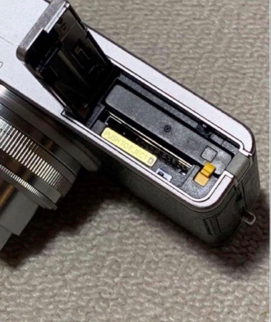 超激レア伝説の高級名機FUJIFILM XF1超美品早い者勝ち