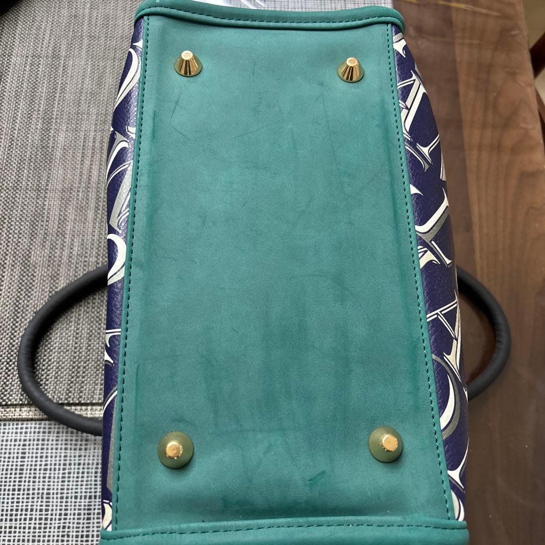 2024年モデルマークアンドロナカートバッグ