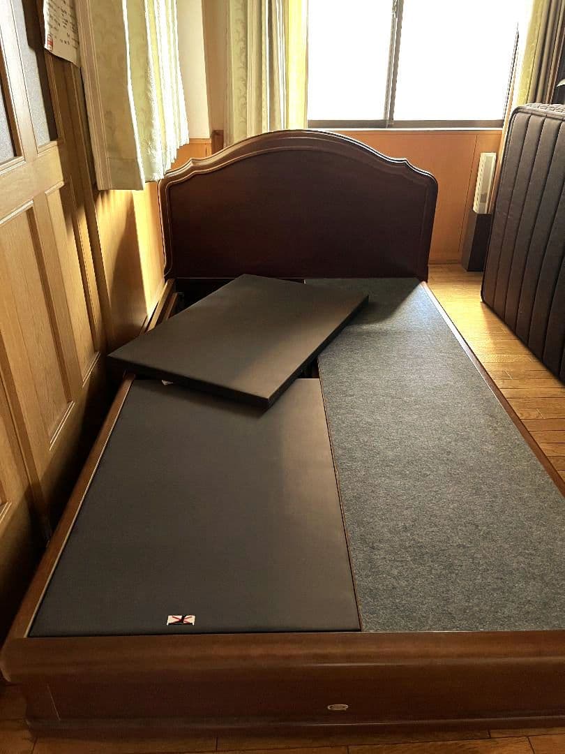 シモンズベット　セミダブル　引き出し収納