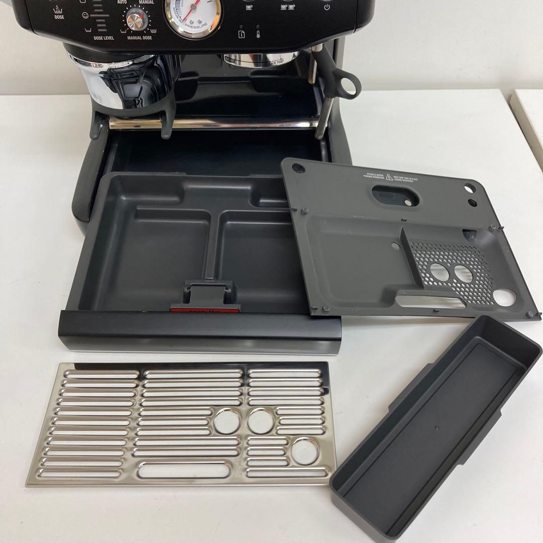 A375-6 Breville BES876 エスプレッソマシン　220V〜