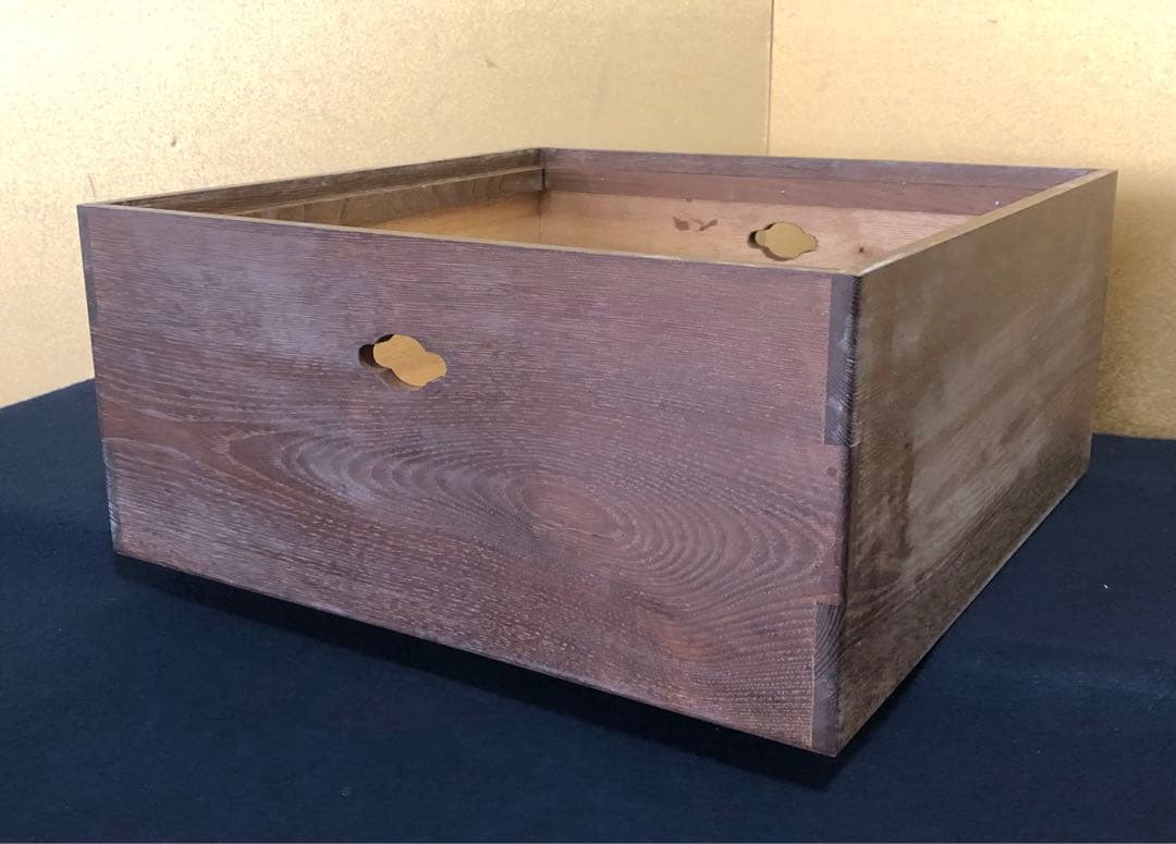 《R》茶道具 桑置炉 コード穴付 元箱　260209け1