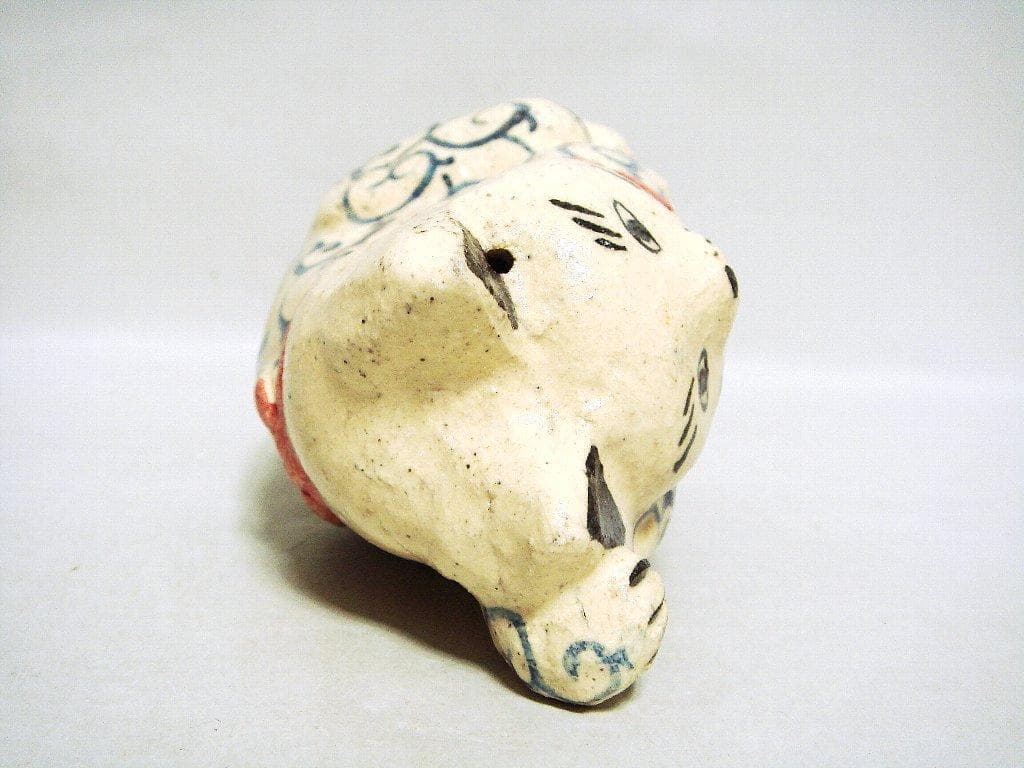 923『青い唐草文 招き猫』陶器　/骨董品 古美術 アンティーク 古玩