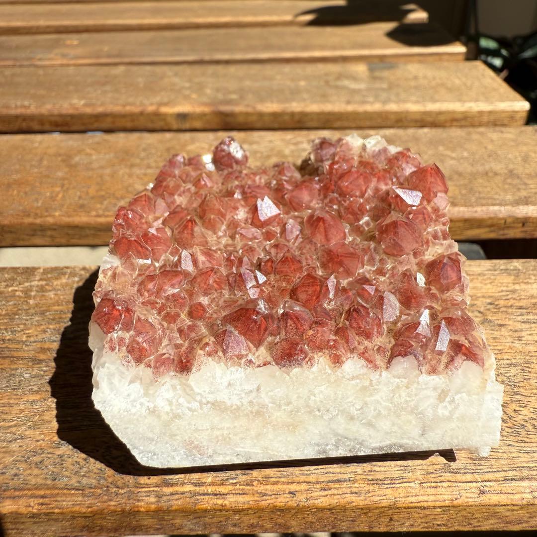 希少❣️ 高品質　ザンビア産　　幻影水晶　レッドファントム　クラスター　赤富士①