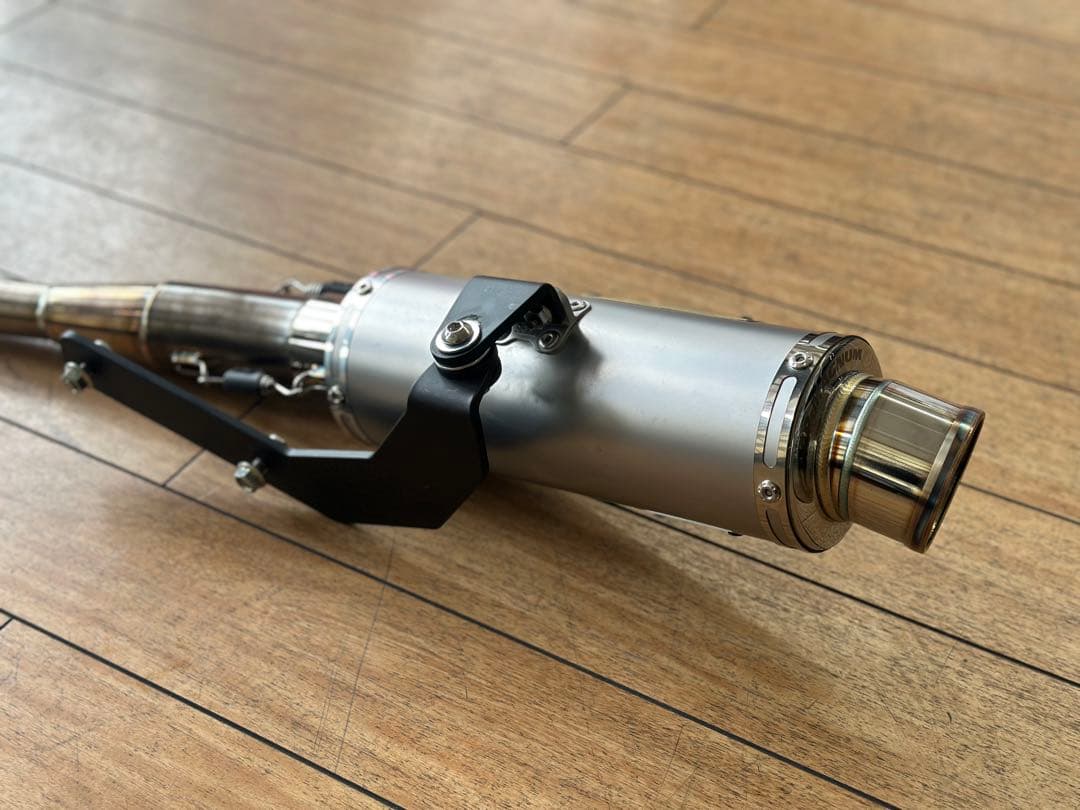 ヨシムラGP-MAGNUMサイクロンマフラー　ホンダ　スーパーカブC125 美品