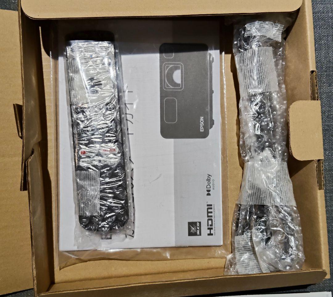 EPSONプロジェクター　ef21　スモークグリーン