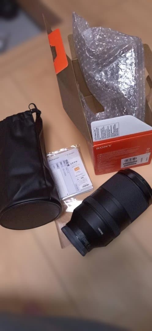 新品未使用！ソニーレンズ　SEL70300G　 F4.5-5.6