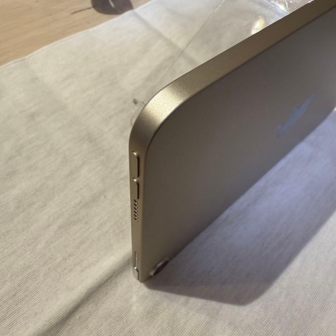 『極美品』Apple iPad mini 6スターライト Wi-Fi 64GB