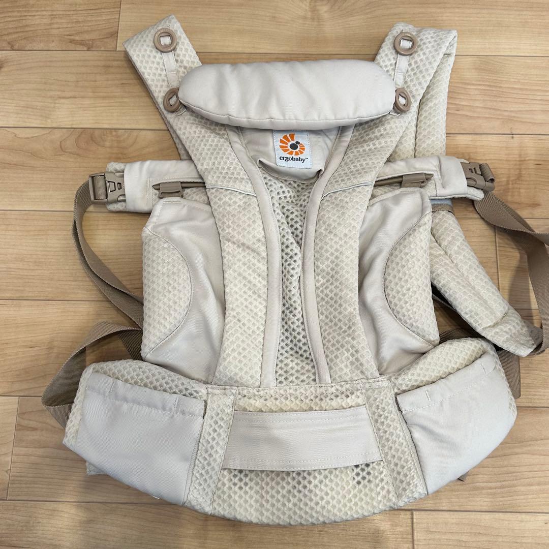 ergobaby OMNI breeze 抱っこひも　ナチュラルベージュ