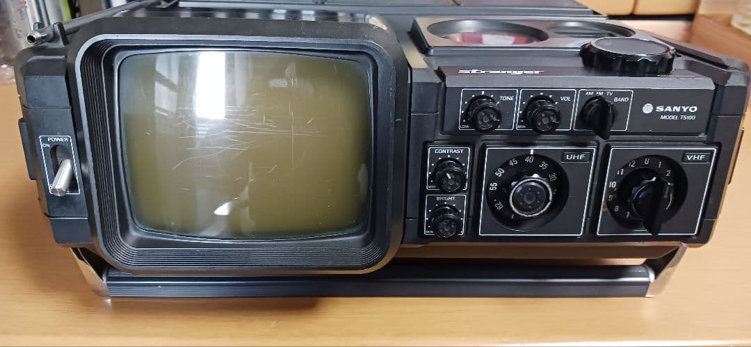 SANYO　モデルT5100 77年製TV UHF VHF