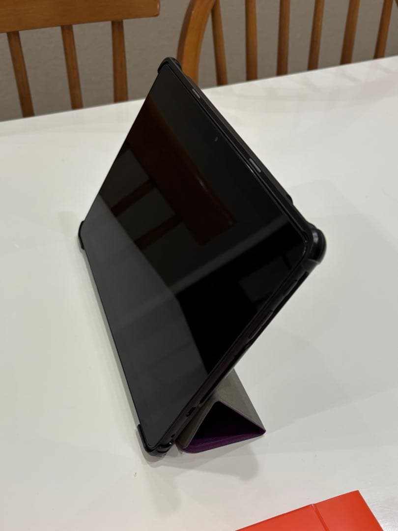 Amazon fire HD 10 タブレット 本体　ケース付き