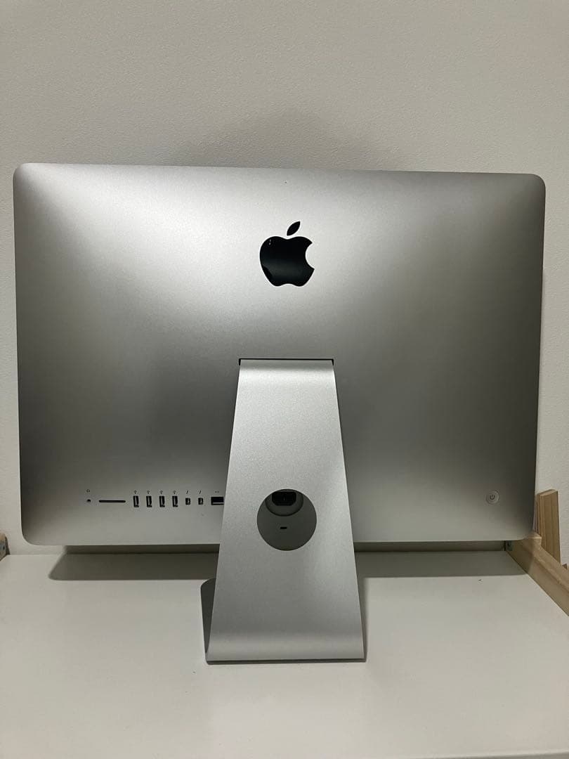 Apple iMac 21.5インチ ME087/J/A キーボード難あり