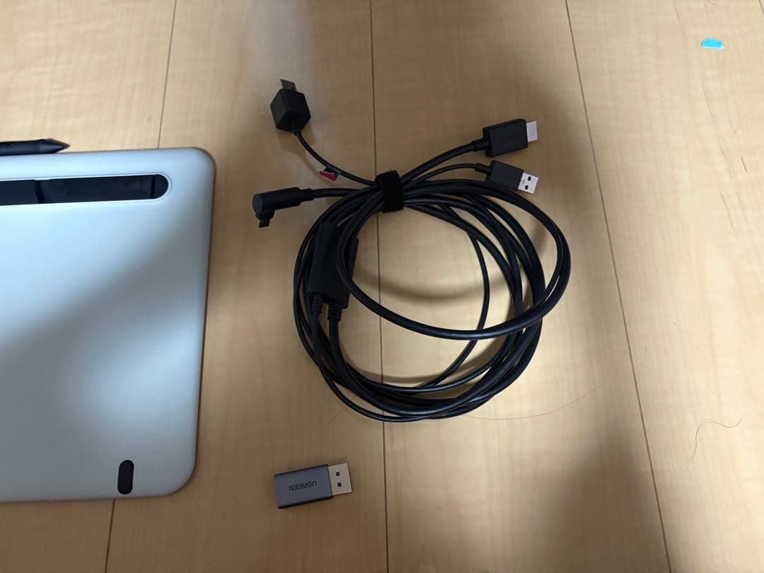 Wacom(ワコム) 13.3インチ 液タブOne 液晶ペンタブレット 13