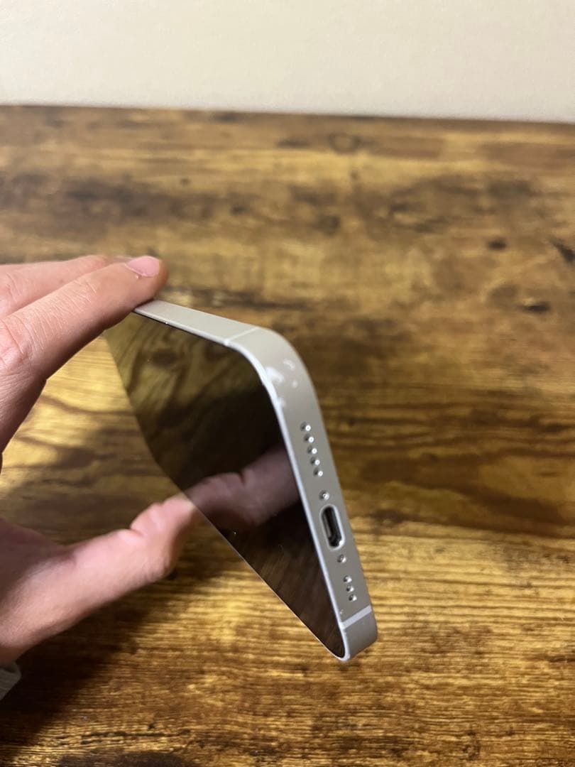 【即日配送】iPhone16e ホワイト128GB SIMフリー