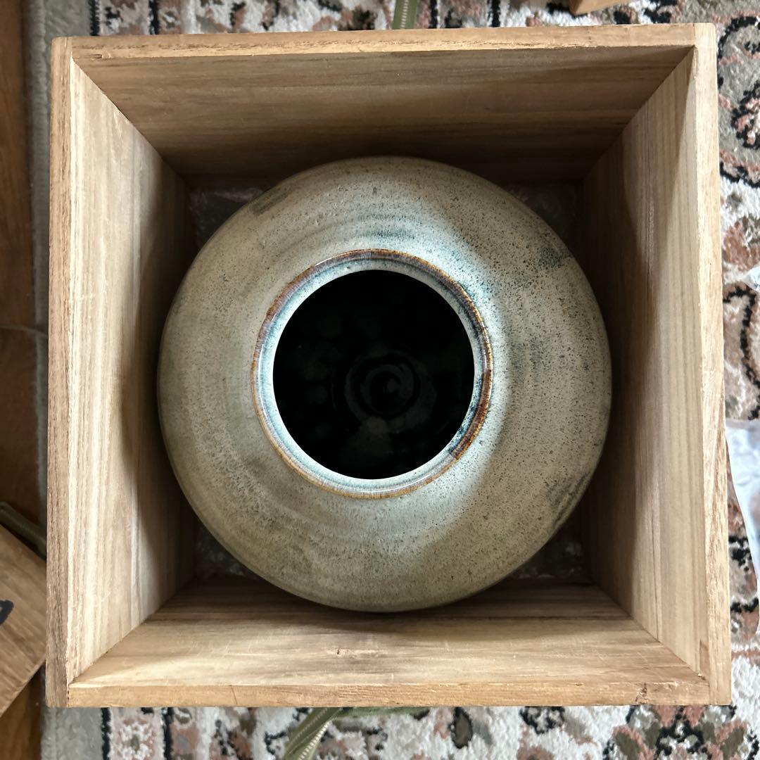 未使用品【日展国宝作家芝山吉邦　白黒釉花瓶 共箱 】貴重素晴らしいコレクション