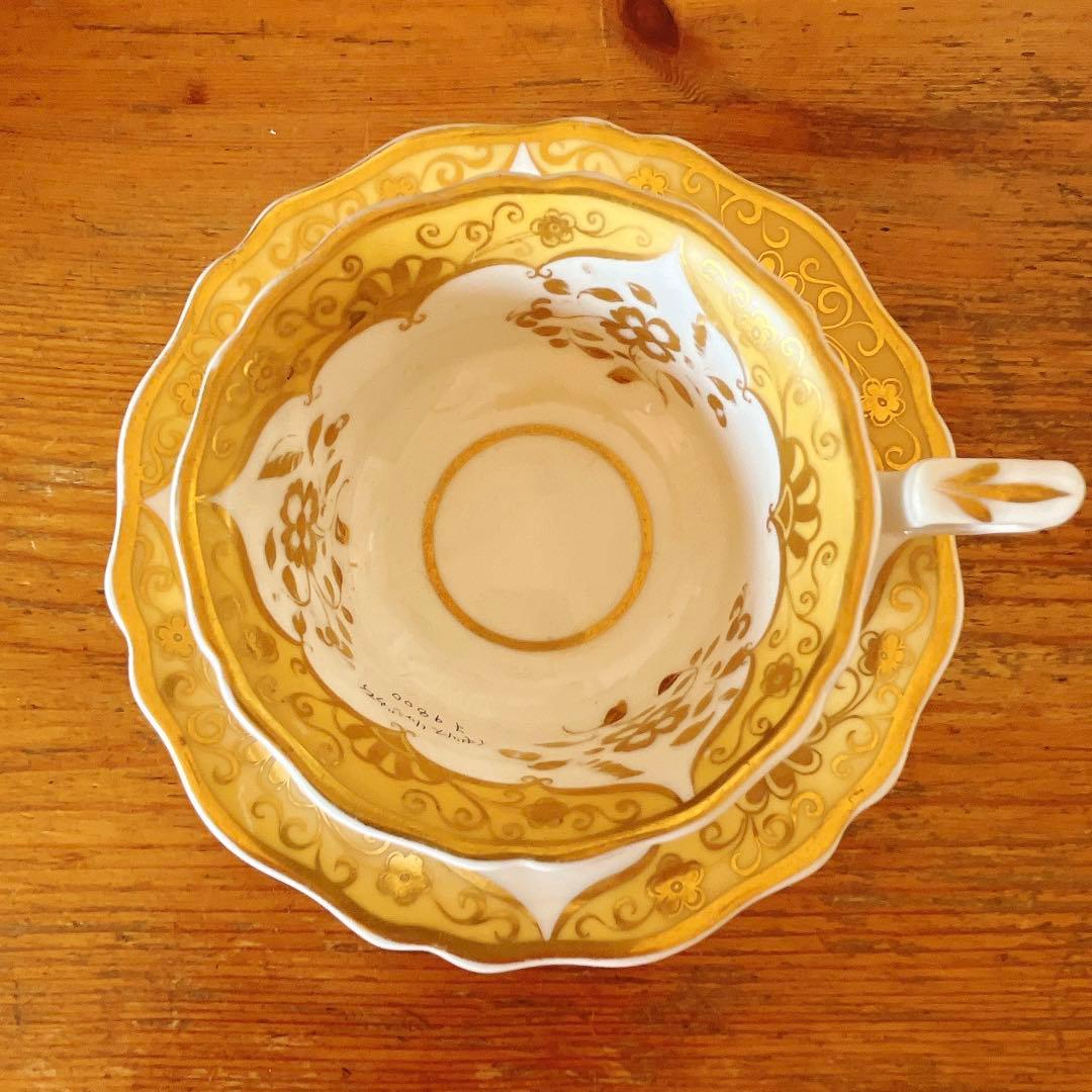 リッジウェイ　金彩が美しいティーカップ
