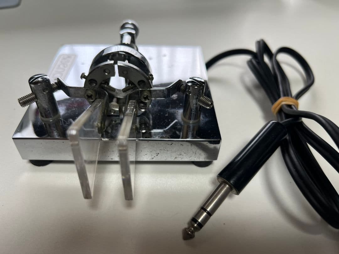 Bencher クロームキー 1/4インチジャック