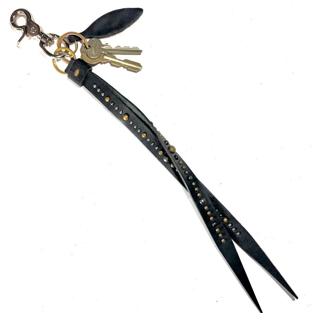 【フック変更】スタッズキーホルダー［sh300-1502］国産レザー