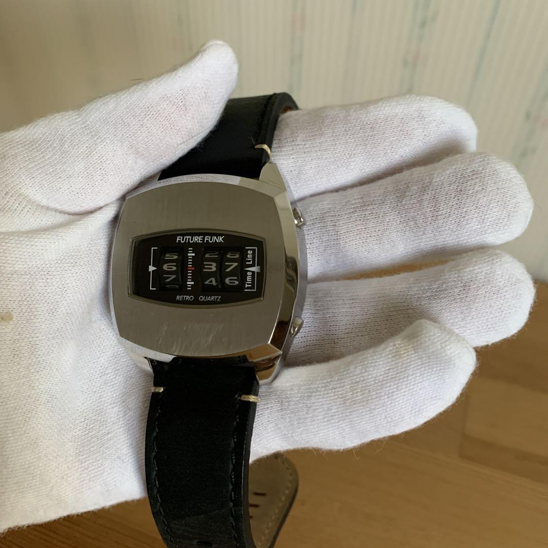 FUTURE FUNK 腕時計　FF101 シルバー　フューチャーファンク