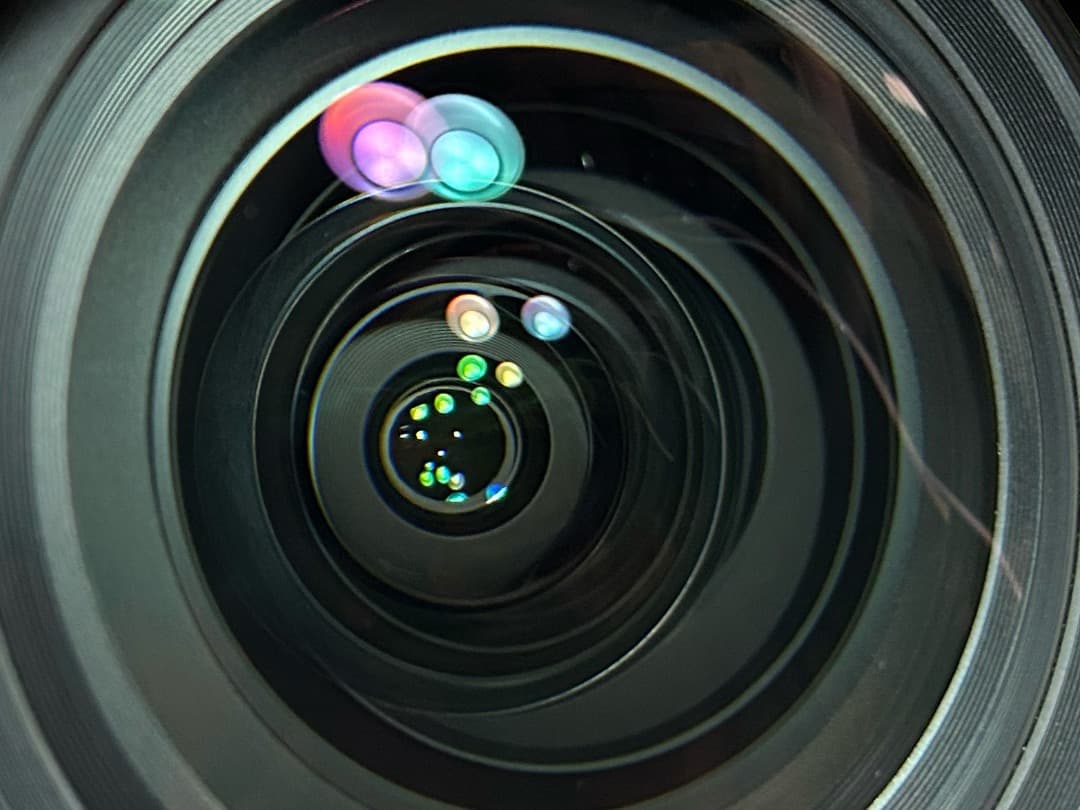 DZO Vespid prime FF 16mm T2.8 EF シネレンズ