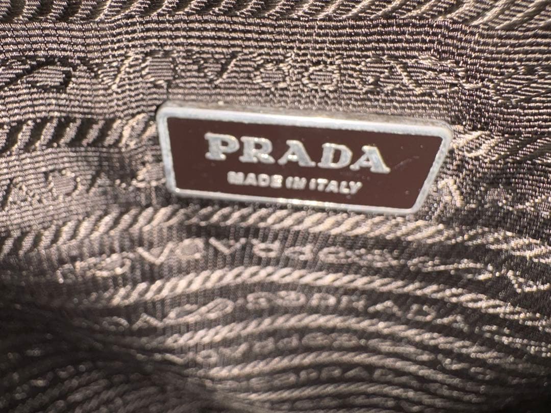 本日限定価格！美品！PRADA ブラウン レザービジネスバッグ！
