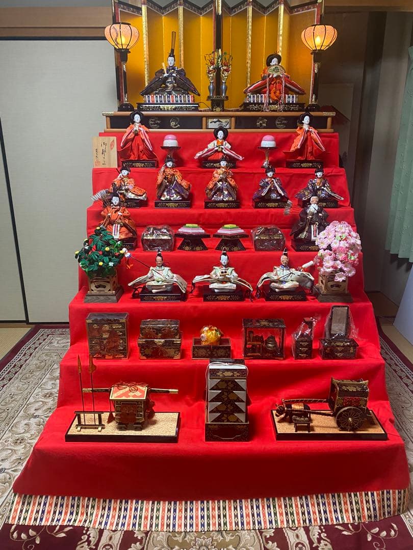再値下げ！雛人形／特選／七段／15人飾り／屏風台付き/美品