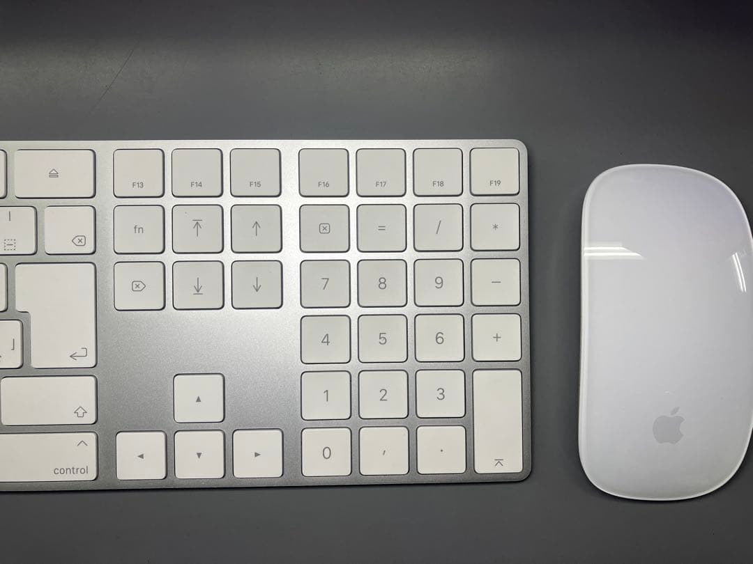 美品iMac 2020 27インチ 5K / i7 / 1TB SSD