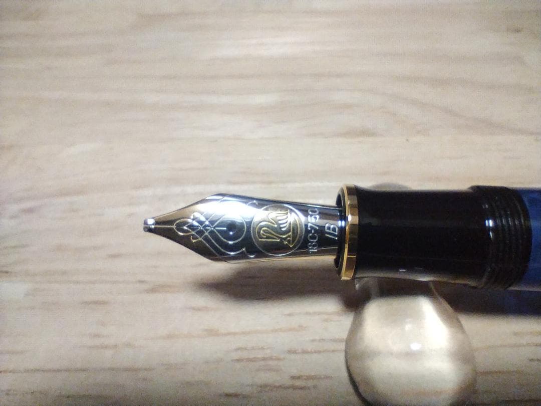 ペリカン ブルーオーブルー IB(Italic Broad)ニブ