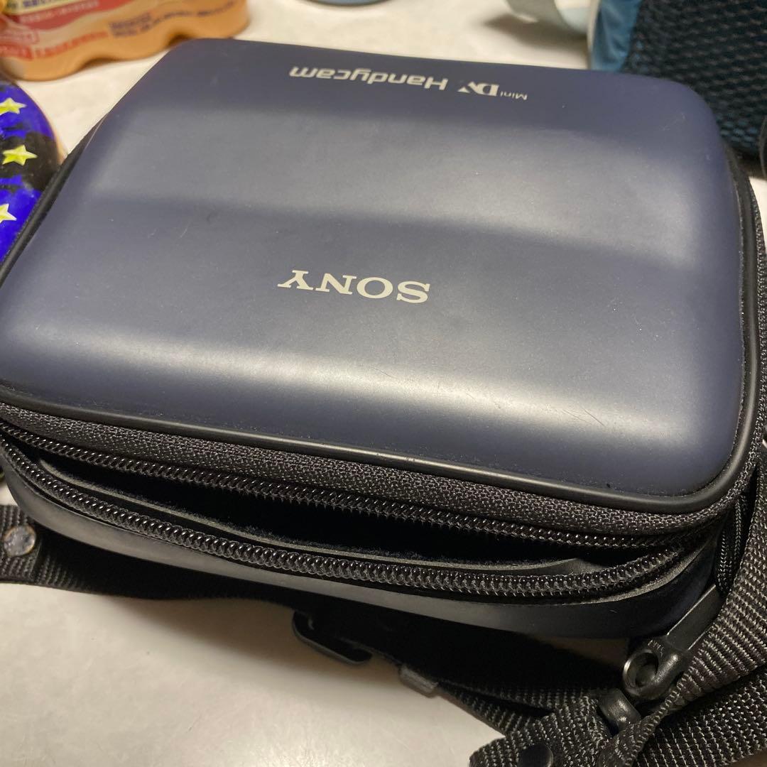 美品動作品　SONY miniDV HANDYCAM DCR-PC100 ①