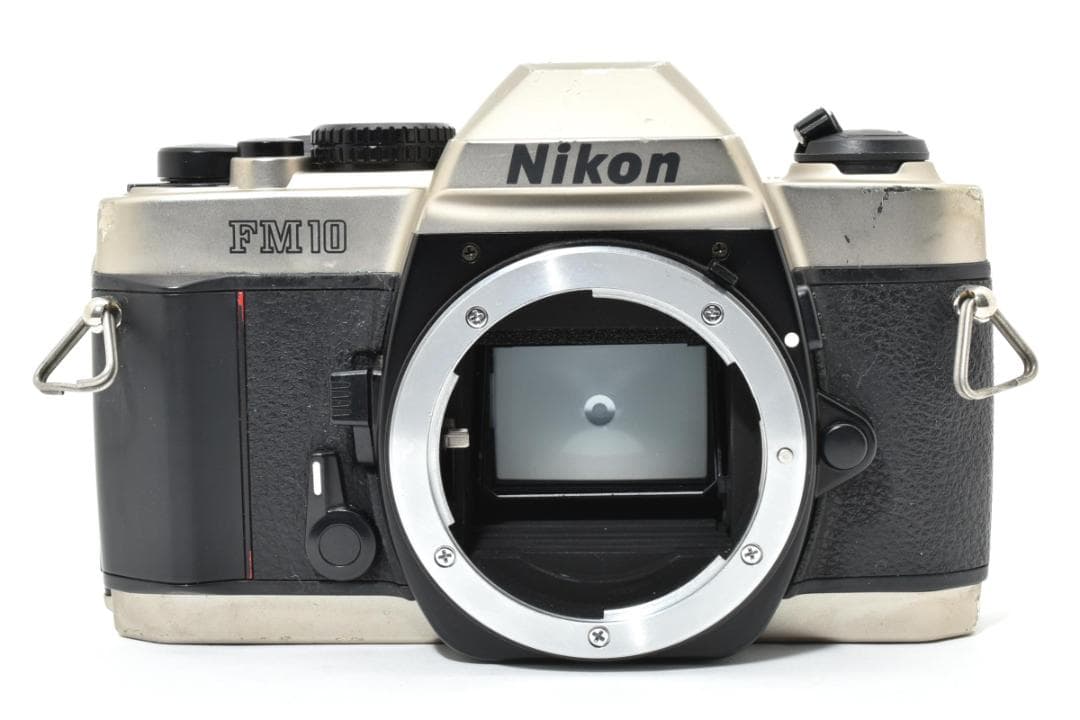美品　NIKON ニコン FM10 フィルムカメラ　モルト新品交換済 M289