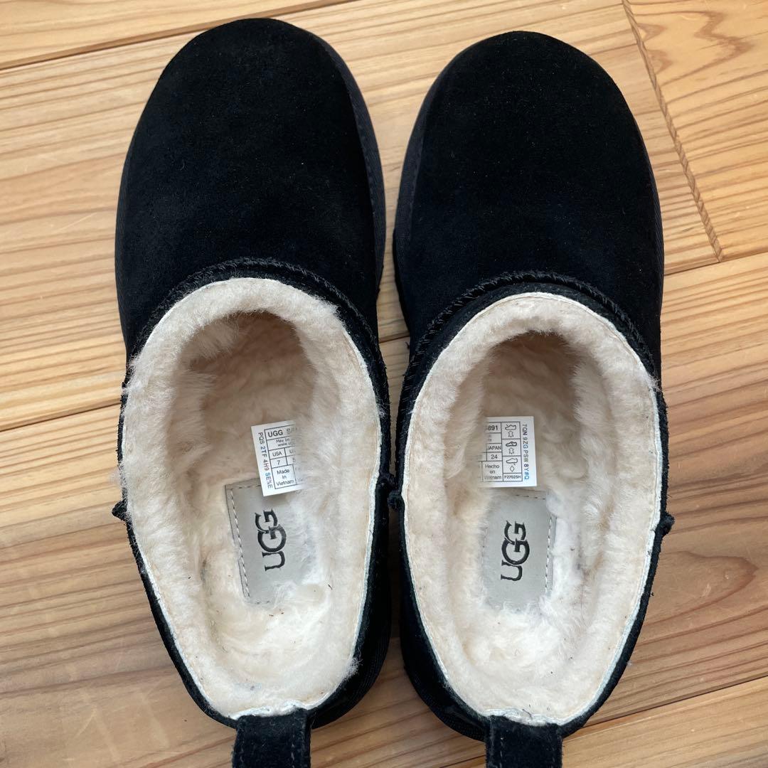 UGG クラシックマイクロ　24センチ　ブラック