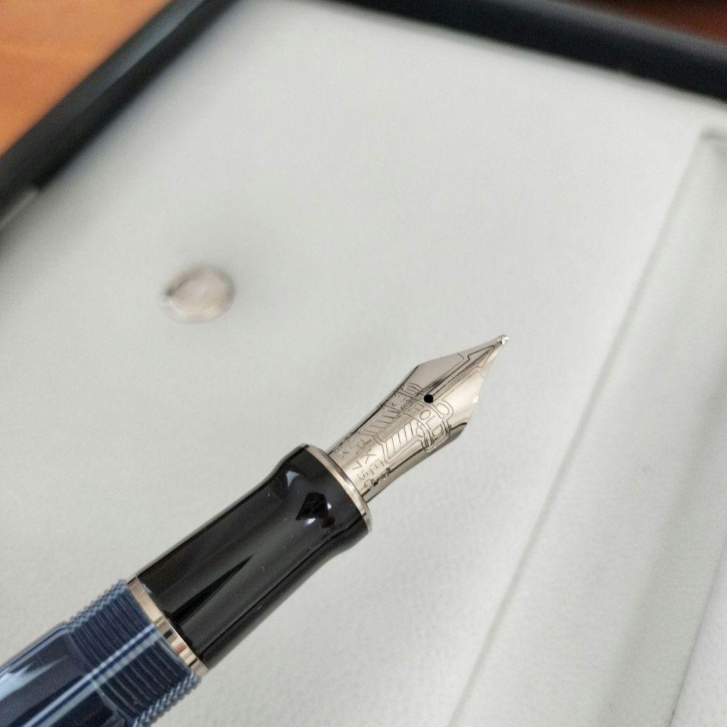 Parkerデュオフォールド・ピンストライプ 国内120本限定品・高級万年筆