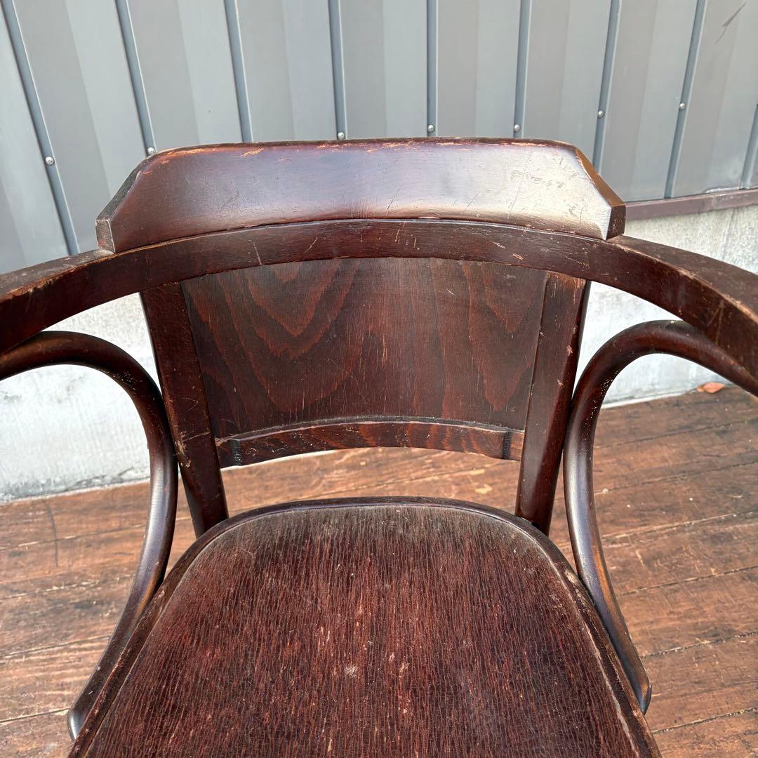 ③ルーマニア製 ヴィンテージ ベントウッドチェア アームチェア 曲木椅子 古家具