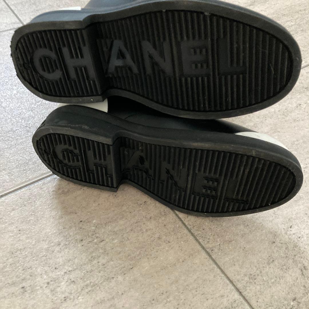 シャネルラバーレインブーツ