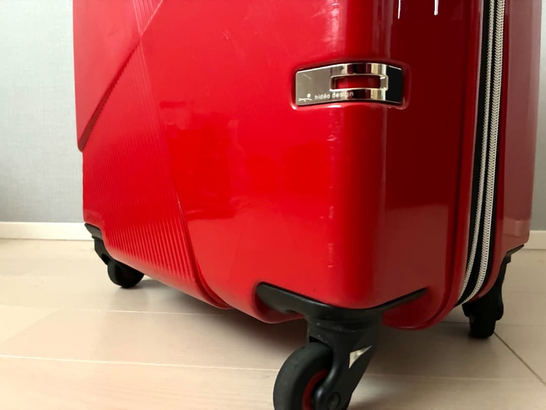 ヒデオ ワカマツ　MAX CABIN EX 42L　スーツケース 赤