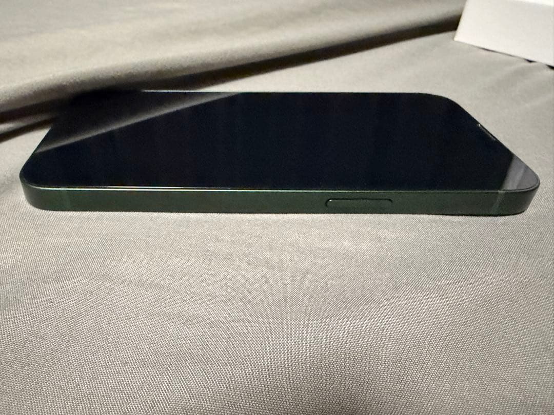 Apple iPhone 13 グリーン 本体　256GB バッテリー容量80%