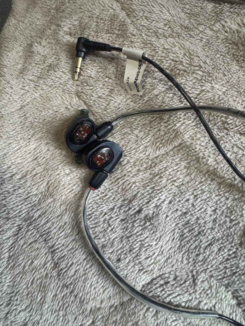 audio-technica ATH-E70 イヤフォン