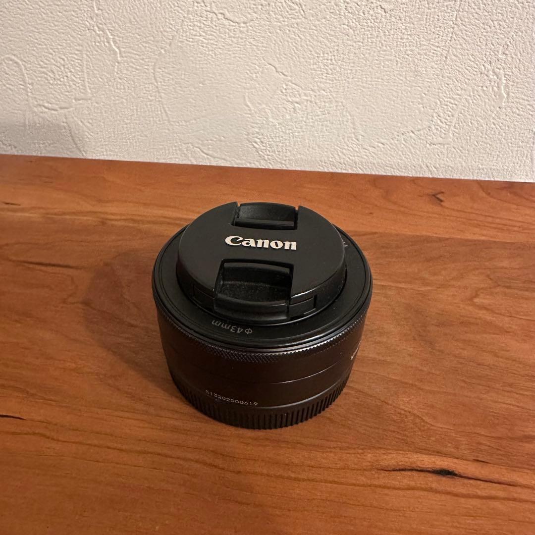 Canon EOS M10 ダブルレンズセット ミラーレス　カメラ　美品