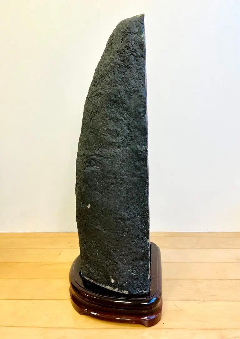 稀少鉱物 カコクセナイト内包（レインボー発色）アメジストドーム 約60cm