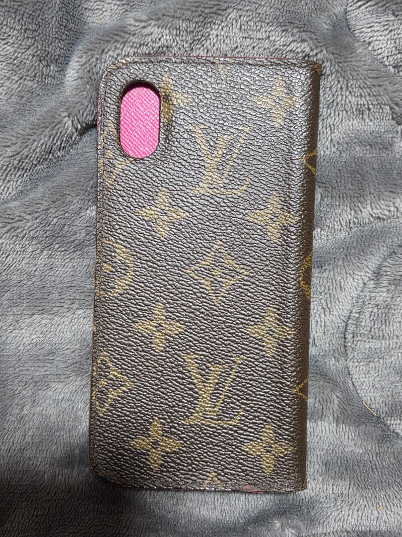 ルイヴィトン。iPhoneX.XS対応。手帳型携帯カバー。