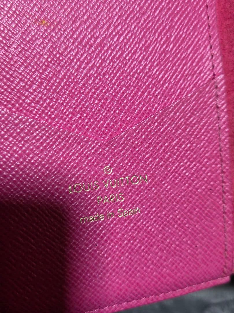 ルイヴィトン。iPhoneX.XS対応。手帳型携帯カバー。