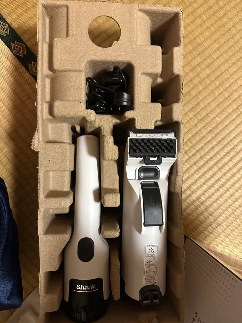 Shark コードレスシミ取りクリーナー HX100J シャーク