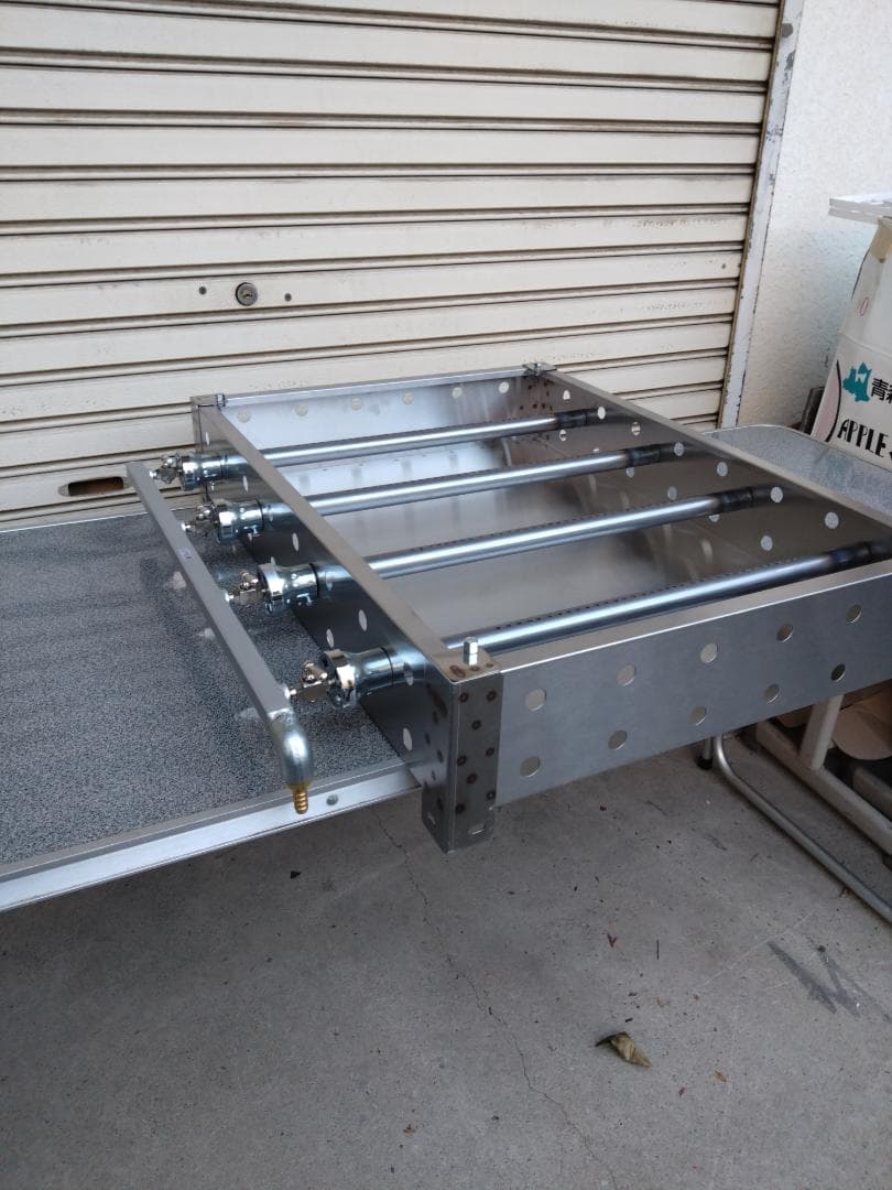 屋外販売に　デモキッチン　７５０幅　専用台キャスター付　模擬店　LPGガスグリル