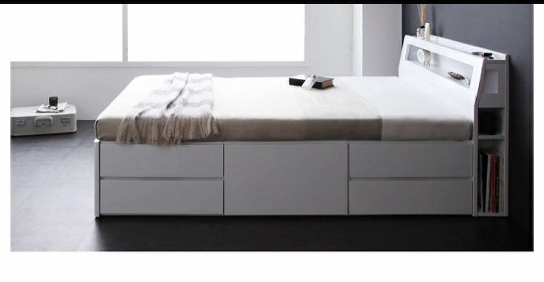 収納付きベッド　シングルサイズ　リアスター　モダンライト・コンセント付き