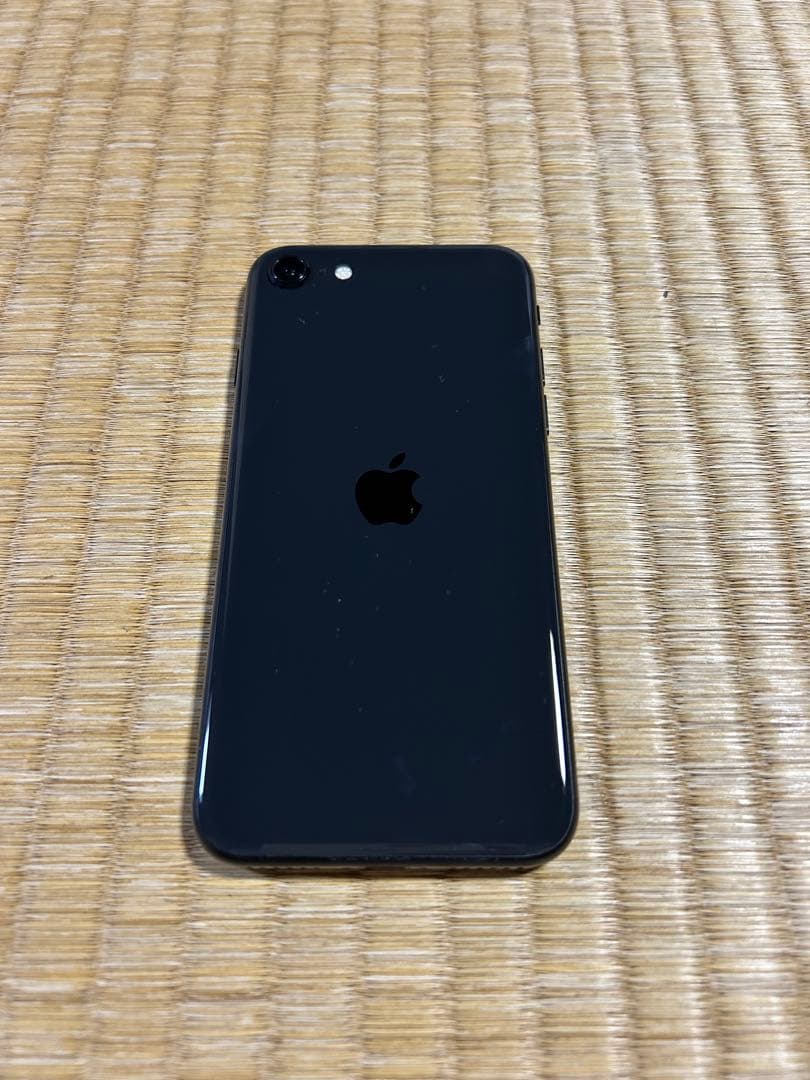 【美品・バッテリー83%】Apple iPhone SE (第2世代) ブラック
