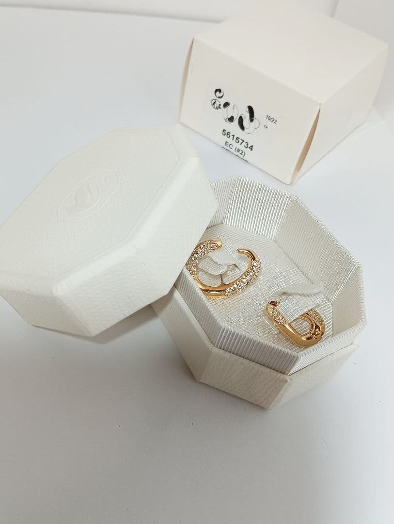 スワロフスキー　デクステラ　イヤーカフセット　ピアス　5615734　ゴールド